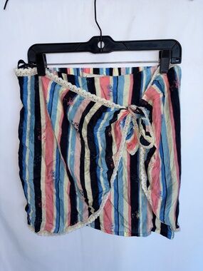 VERANDAH “faux” wrap mini skirt, painterly stripe pattern, sz M